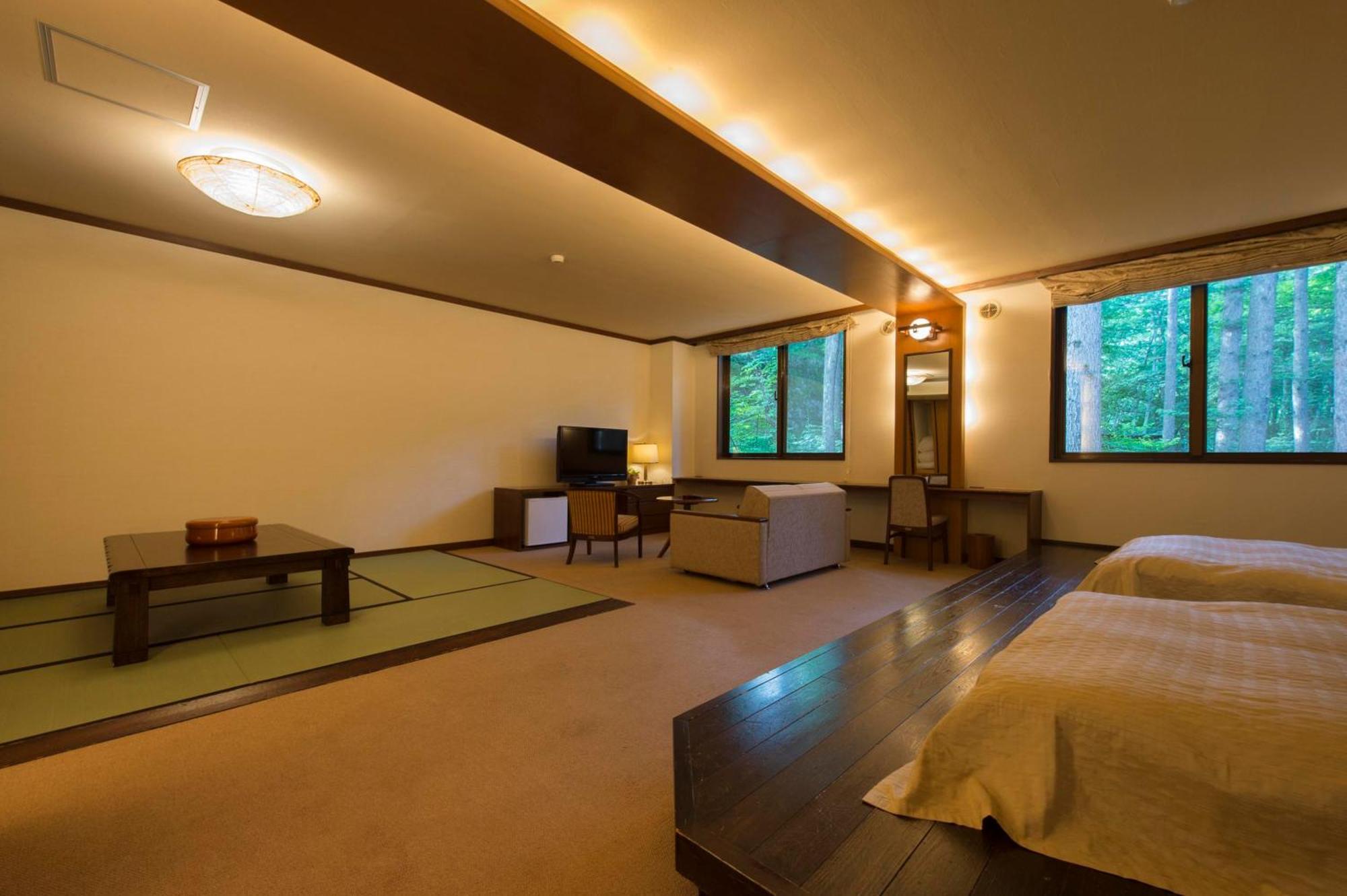 Izumigo Takayama Dog Paradise Hotel Buitenkant foto