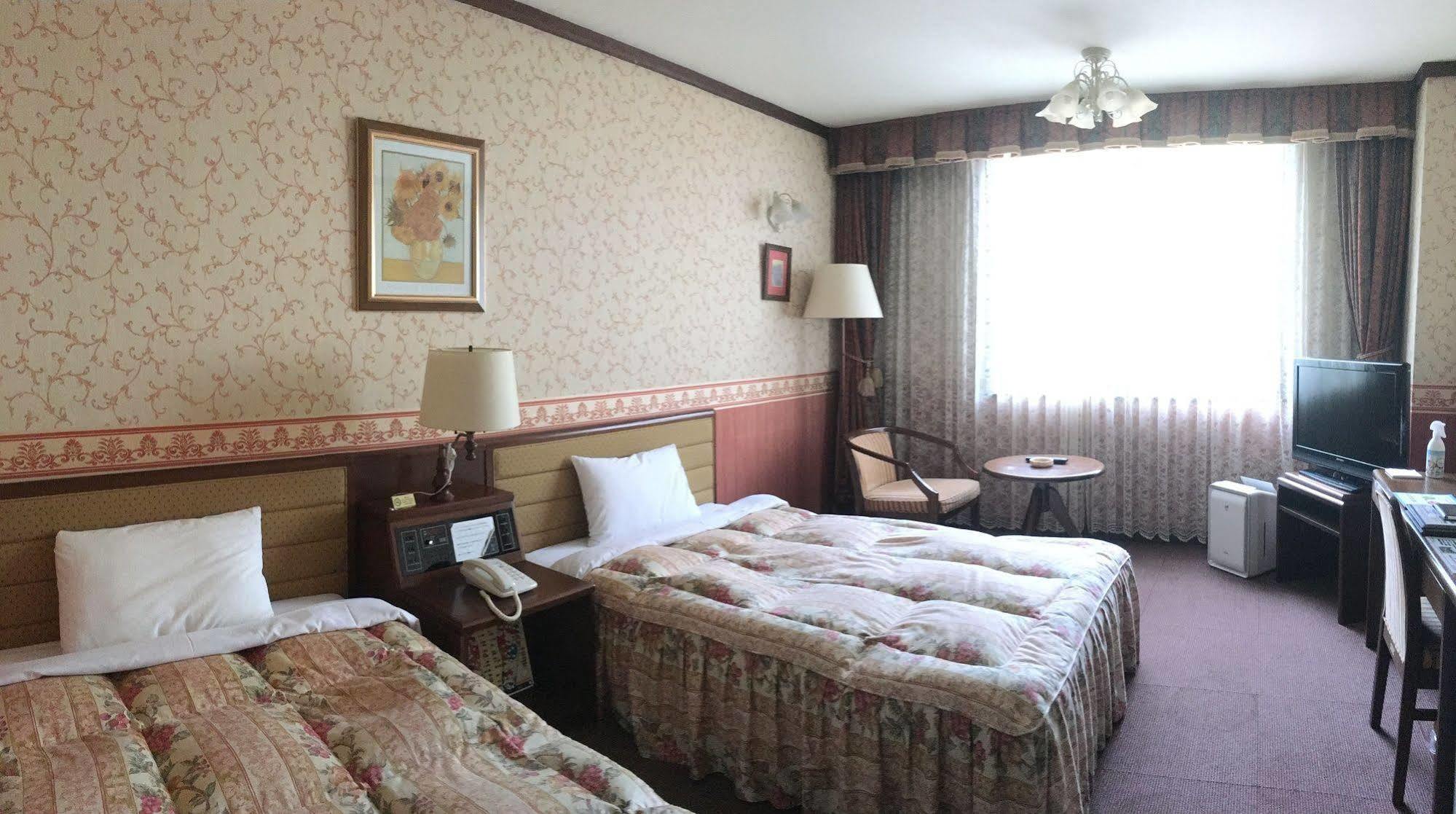 Izumigo Takayama Dog Paradise Hotel Buitenkant foto
